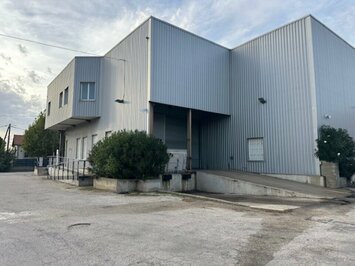 Location Local Commercial - Aubagne (13400)-photo-2