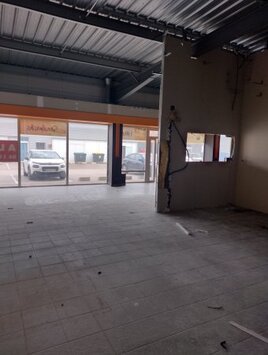 Vente de murs de boutique - Perpignan (66000)-photo-4