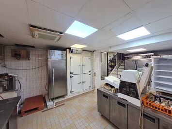 Vente - Restaurant - Restaurant rapide - Salon de thé - Sandwicherie - Vente à emporter - Versailles (78000)-photo-4