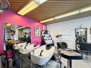 Vente - Esthétique - Onglerie - Salon de coiffure - Nièvre (58)-photo-3