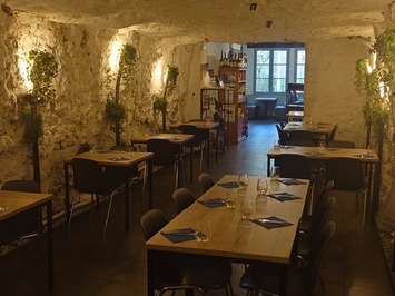 Vente - Bar - Restaurant - Cave à vins - Crêperie - Vins et spiritueux - Chaumont-sur-Loire (41150)-photo-4