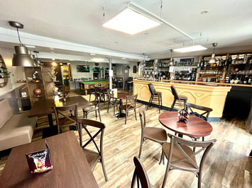 Vente - Bar - Restaurant - Licence IV - Lucon (85400)-photo-2