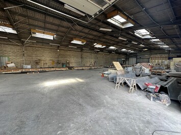 Location Entrepôt / Local d'activités - Nersac (16440)-photo-3