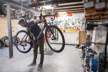 Vente de murs de boutique - Aix-en-Provence (13100)-photo-2