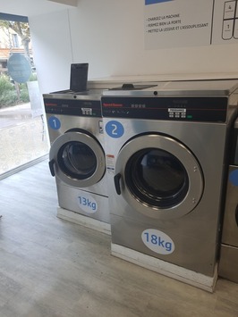 Vente - Pressing - Nettoyage - Romans-sur-isere (26100)-photo-3