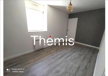 Vente de murs de boutique - Guingamp (22200)-photo-3