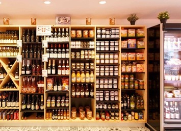 Vente - Boucherie - Charcuterie - Cave à vins - Produits régionaux - Traiteur - Vins et spiritueux - Valloire (73450)-photo-2