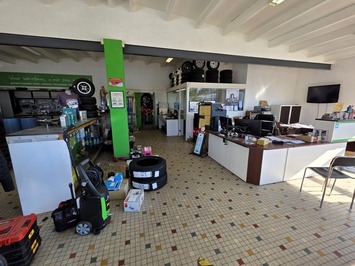Vente - Centre automobile - Garage - Mécanique - La gaconniere (17480)-photo-4