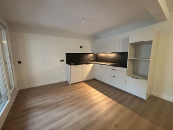 Vente - Garage - Saint-Etienne (42000)-photo-3