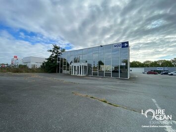 Location Local Commercial - Les Herbiers (85500)-photo-2