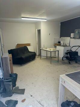 Location Local Commercial - Aubagne (13400)-photo-4