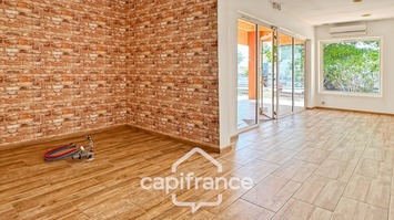 Vente de murs de boutique - Dax (40100)