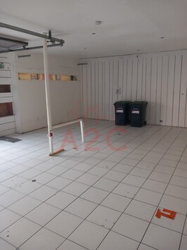 Location Local Commercial - La Roche-sur-Yon (85000)-photo-4