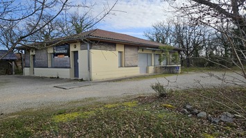 Vente de murs de boutique - Le Montat (46090)-photo-2