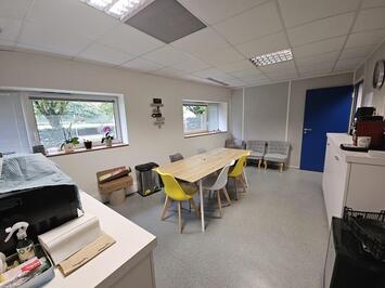 Location Bureau - Tours (37100)-photo-2