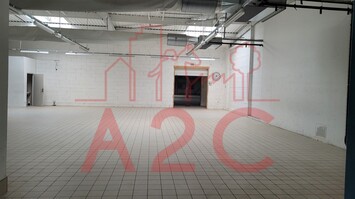 Location Local Commercial - La Roche-sur-Yon (85000)-photo-3