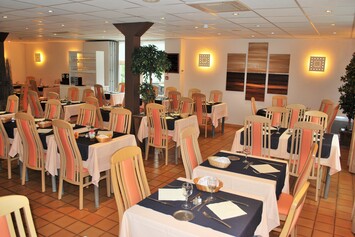Vente - Hôtel - Restaurant - Eugénie-les-Bains (40320)-photo-2