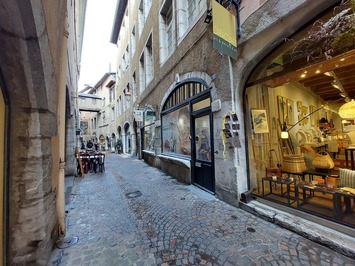 Vente - Habillement - Chambery (73000)