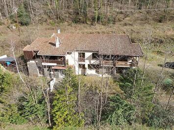 Vente de murs de boutique - Ax-les-Thermes (09110)