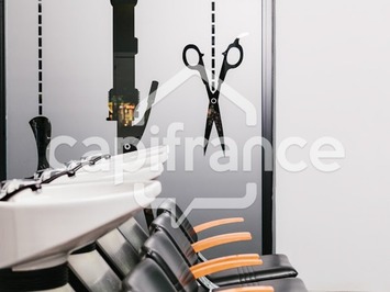 Vente - Salon de coiffure - Saumur (49400)-photo-2