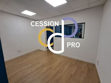 Location Local Commercial - Nimes (30000)-photo-3