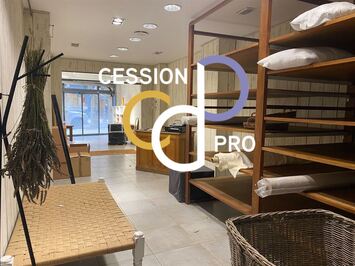 Location Local Commercial - Uzès (30700)-photo-2