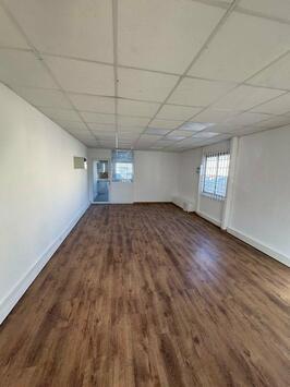 Location Local Commercial - Aubagne (13400)-photo-2