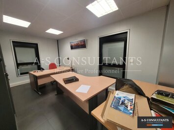 Location Local Commercial - Saint-Priest (69800)-photo-3