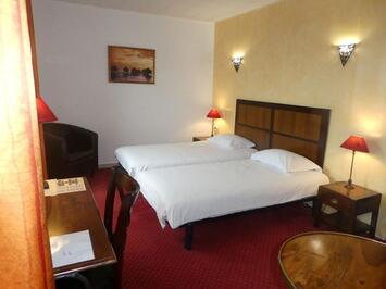 Vente - Hôtel - Restaurant - Gîte - Haute-Loire (43)-photo-4