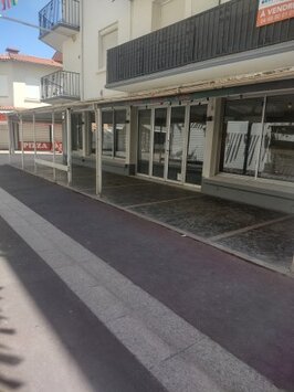 Vente de murs de boutique - Canet-en-Roussillon (66140)-photo-2