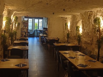 Vente - Bar - Restaurant - Cave à vins - Crêperie - Vins et spiritueux - Chaumont-sur-Loire (41150)-photo-3