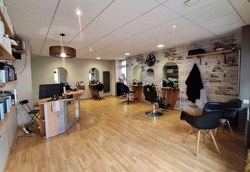 Vente - Salon de coiffure - Ambrières-les-Vallées (53300)-photo-2