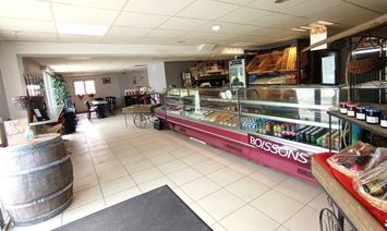 Vente de murs de boutique - Bourcefranc-le-Chapus (17560)-photo-2