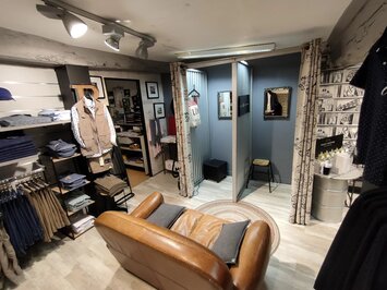 Vente - Habillement - Villedieu-les-Poêles (50800)-photo-2