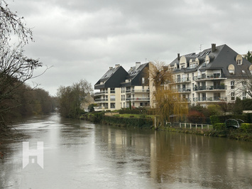 Vente de murs de boutique - Caen (14000)