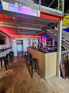 Vente de murs de boutique - Saintes (17100)-photo-4