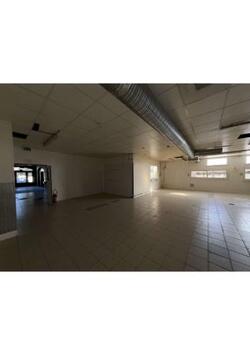 Location Local Commercial - Vaucluse (84)-photo-3