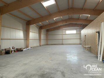 Location Entrepôt / Local d'activités - La Chapelle-Basse-Mer (44450)