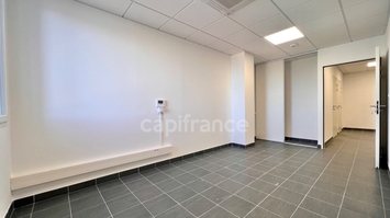 Location Bureau - Gard (30)-photo-4