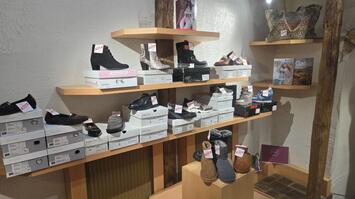 Vente - Chaussures - Eure-et-Loir (28)-photo-3