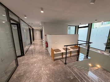 Location Bureau - Oullins (69600)