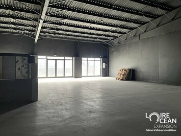 Location Local Commercial - Angers (49100)-photo-2