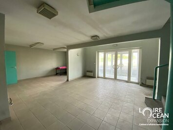 Location Local Commercial - Les Herbiers (85500)-photo-4