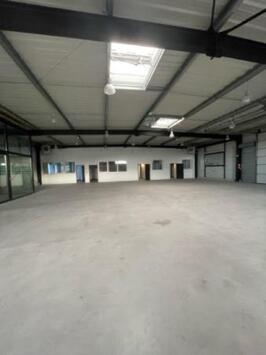 Location Local Commercial - Vienne (86)-photo-2