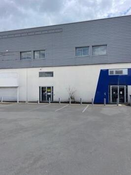 Location Local Commercial - Vienne (86)-photo-2