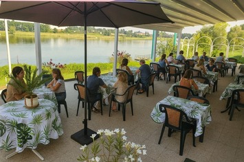 Vente - Restaurant - Réception - Asnières-sur-Saône (01570)-photo-2