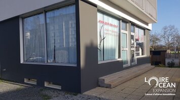 Location Local Commercial - Nantes (44300)-photo-3