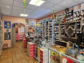 Vente - Cave à vins - Vins et spiritueux - Vernouillet (78540)