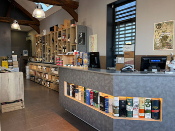 Vente - Cave à vins - Vins et spiritueux - Bourgtheroulde-Infreville (27520)-photo-3