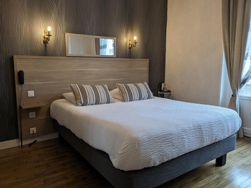 Vente - Hôtel - Blois (41000)-photo-4